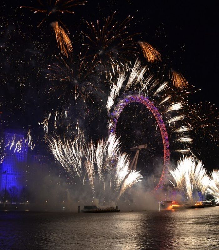 Réveillon du Nouvel An sur le London Rose