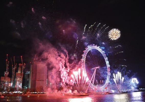 Dîner de la Saint-Sylvestre et croisière sur la Tamise avec feux d'artifice